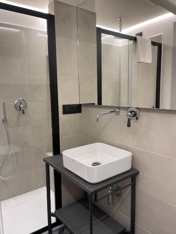 Raha Suites Syracuse Exterior foto
